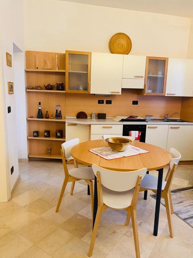 Veba Ferrara Centro Apartment Luaran gambar