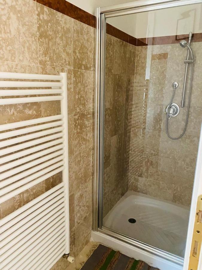 Veba Ferrara Centro Apartment Luaran gambar